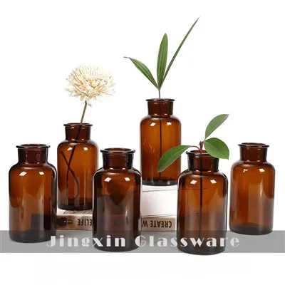 Buidéil ghloine ómra dorcha